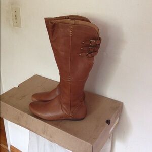 Born Brown Women's Winter Boots